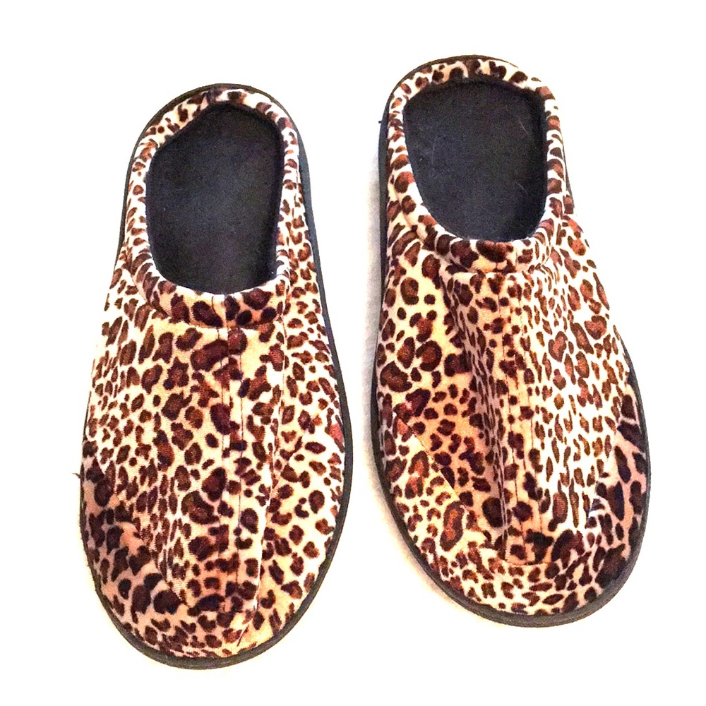 Memory Foam Cheetah Print Slippers